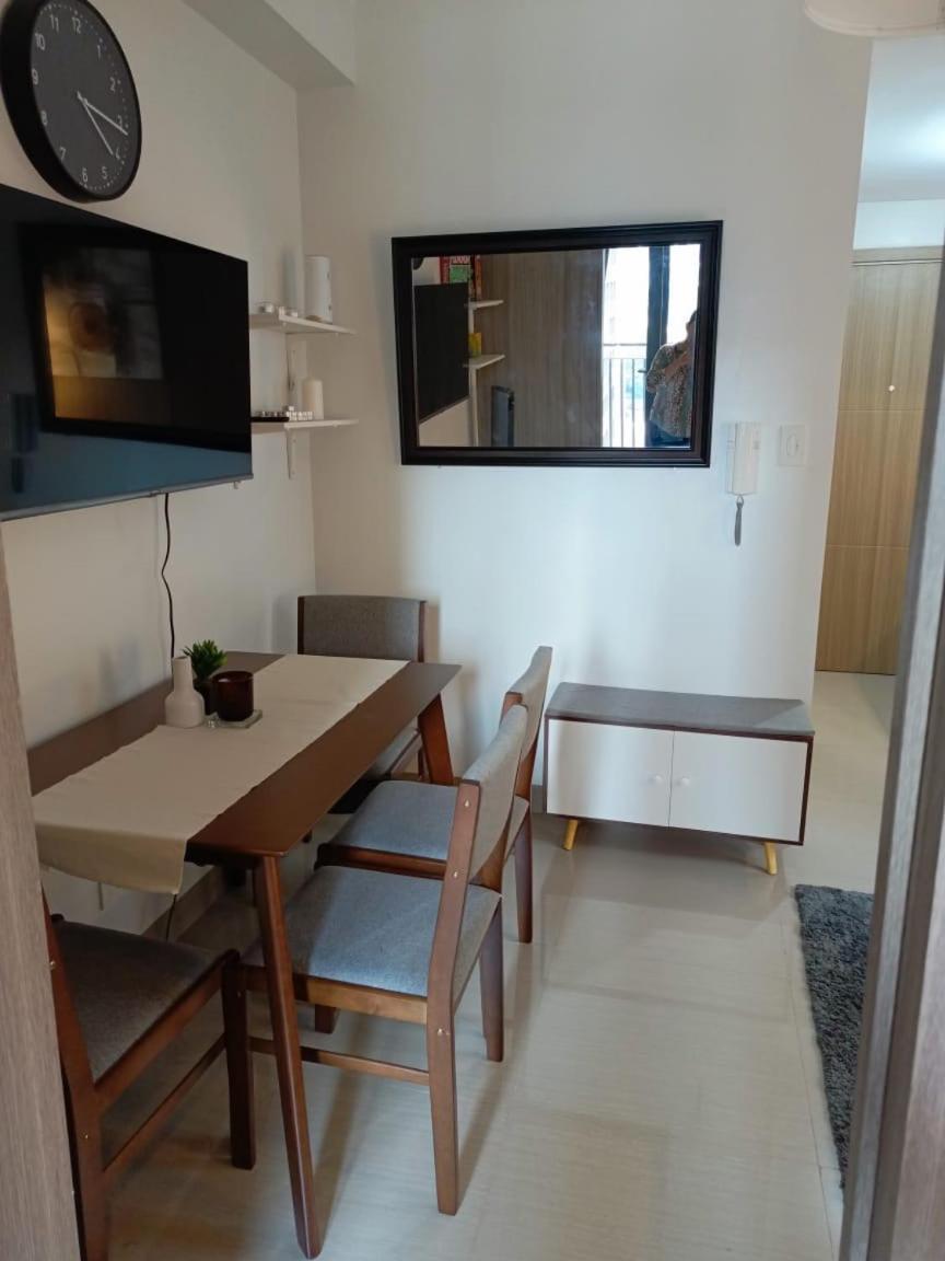 Shore 2 Residences High Speed Internet Walking Distance To Moa And Ikea Manila Eksteriør billede