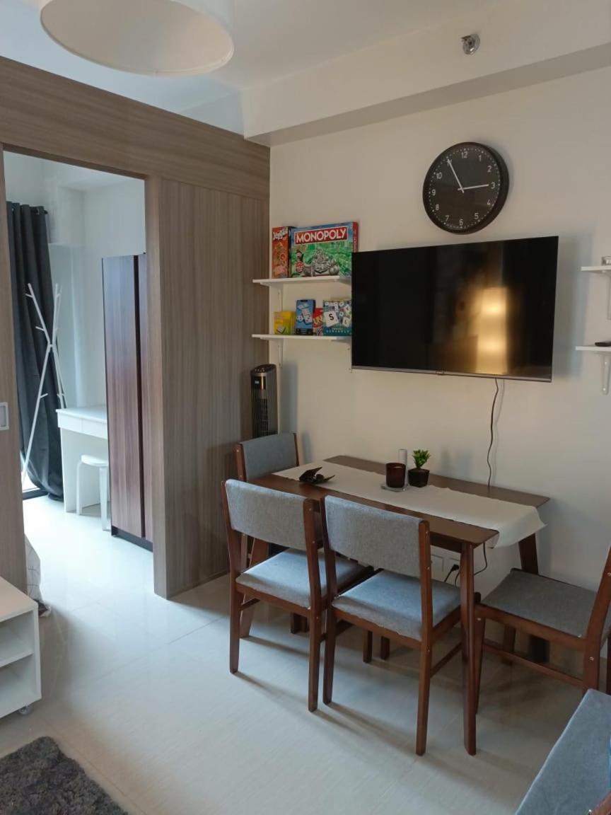 Shore 2 Residences High Speed Internet Walking Distance To Moa And Ikea Manila Eksteriør billede
