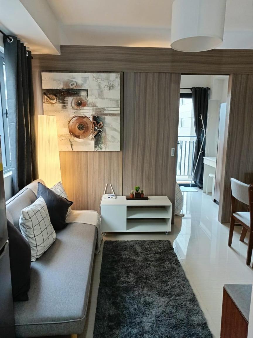 Shore 2 Residences High Speed Internet Walking Distance To Moa And Ikea Manila Eksteriør billede