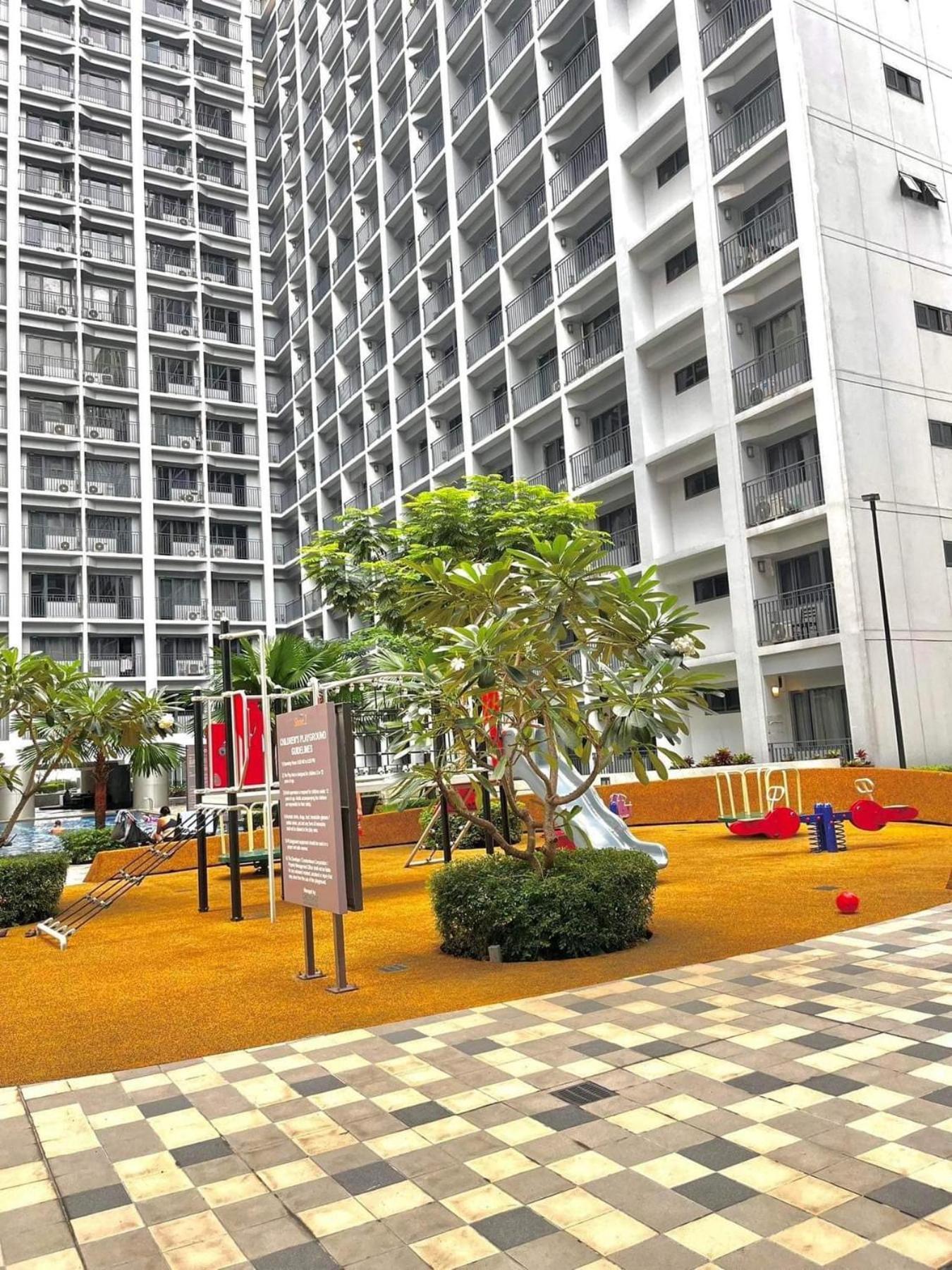 Shore 2 Residences High Speed Internet Walking Distance To Moa And Ikea Manila Eksteriør billede